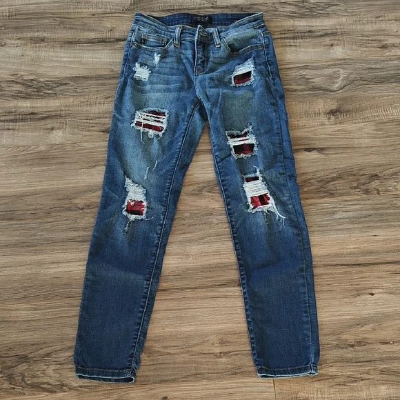 🎉Host Pick🎉 EUC Distressed Plaid Patch Skinny Jeans - Picture 2 of 7